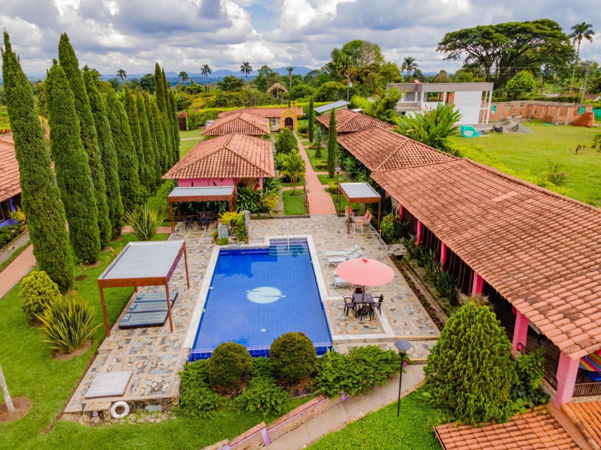 Hotel Campestre Solar De La Luna Albania  外观 照片