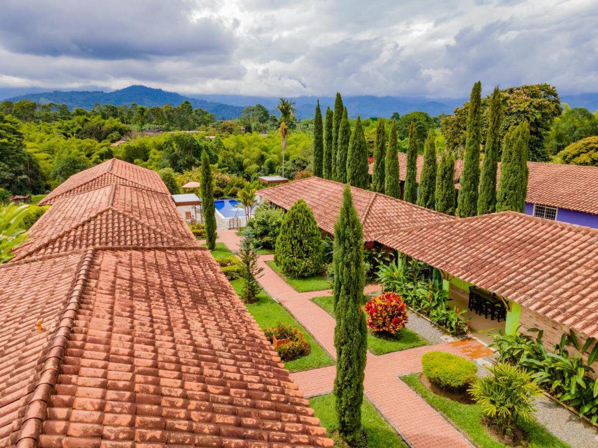 Hotel Campestre Solar De La Luna Albania  外观 照片