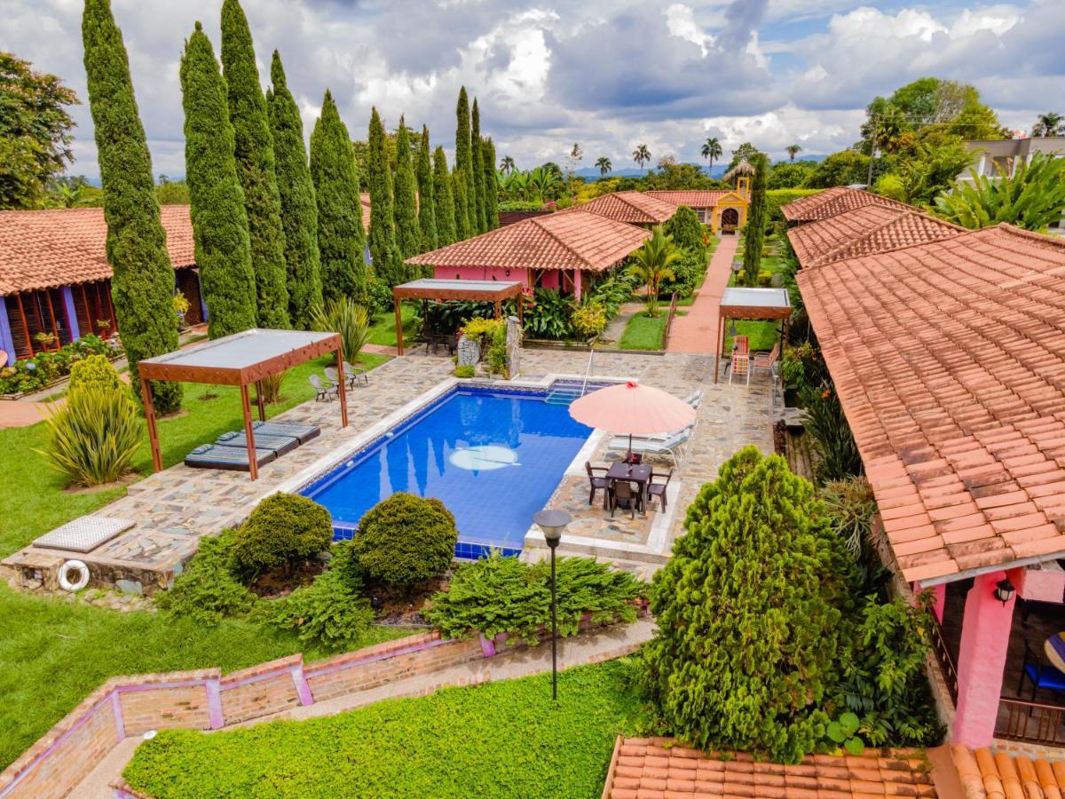 Hotel Campestre Solar De La Luna Albania  外观 照片