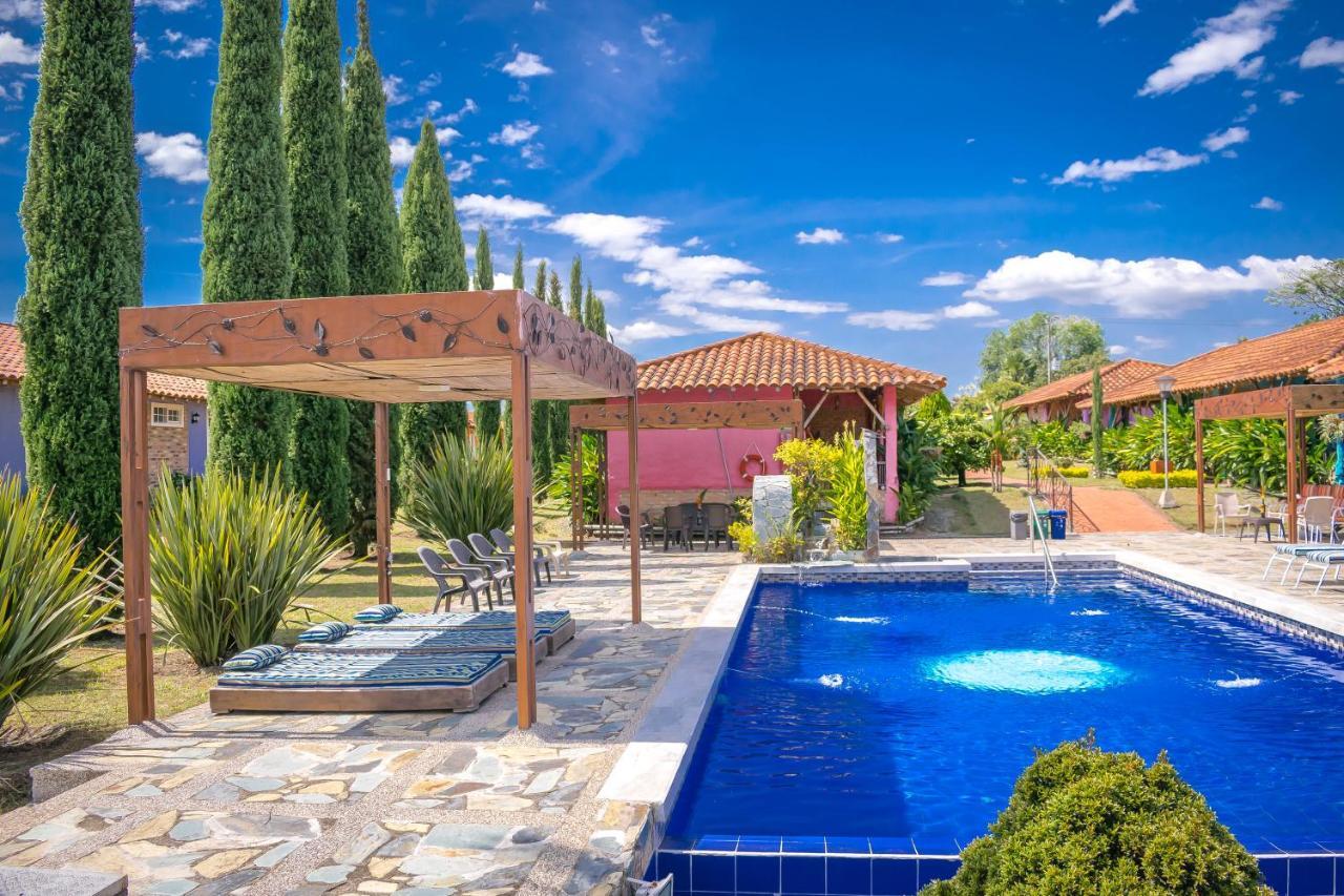 Hotel Campestre Solar De La Luna Albania  外观 照片