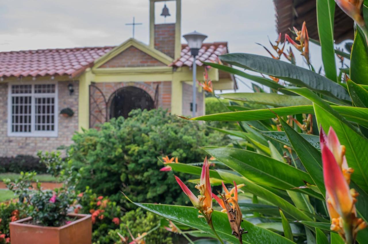 Hotel Campestre Solar De La Luna Albania  外观 照片