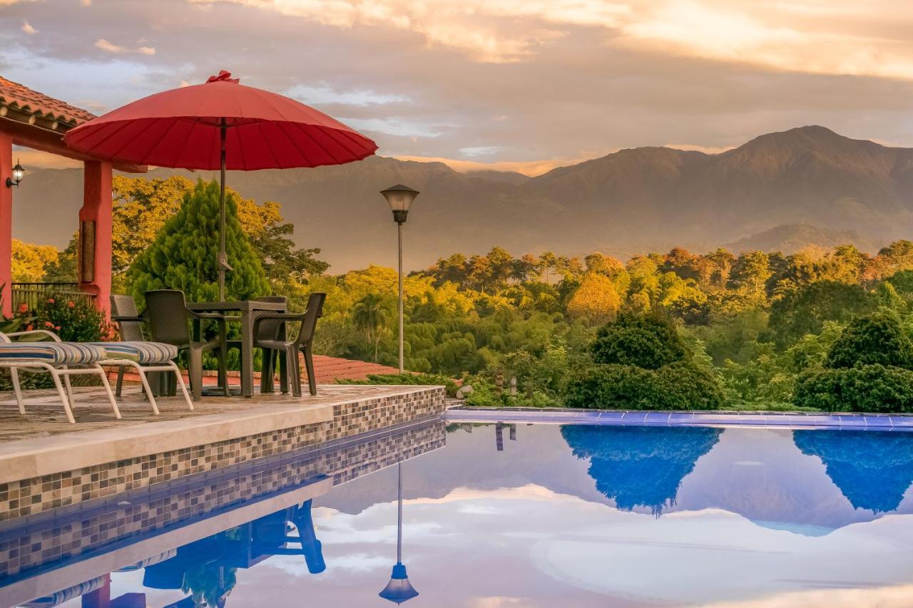 Hotel Campestre Solar De La Luna Albania  外观 照片