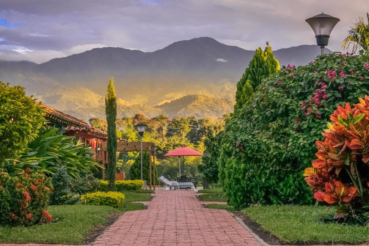 Hotel Campestre Solar De La Luna Albania  外观 照片